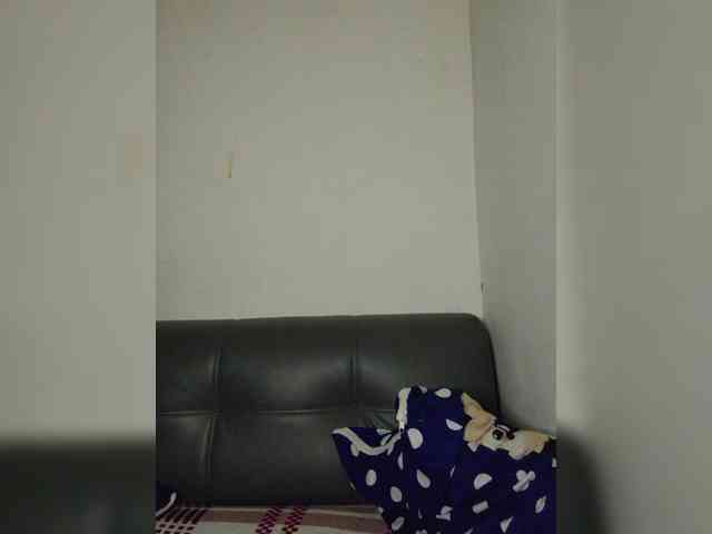 YoonaKiana webcam