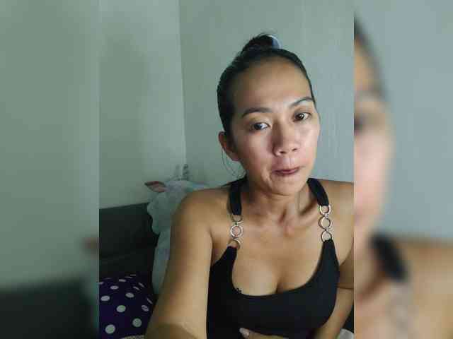 YoonaKiana webcam