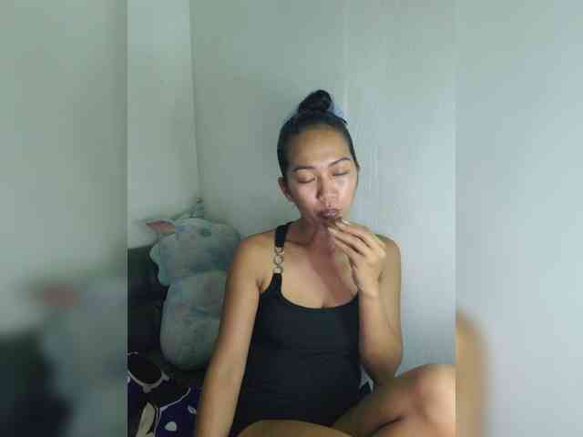Kiana11 Live Webcam on BongaCams