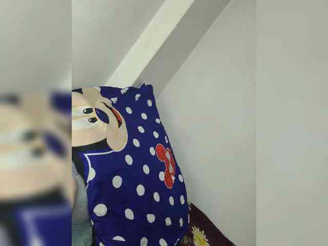 YoonaKiana webcam