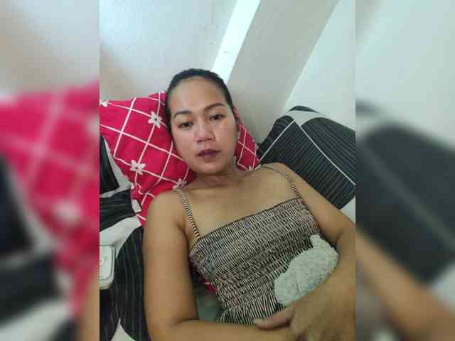 YoonaKiana webcam