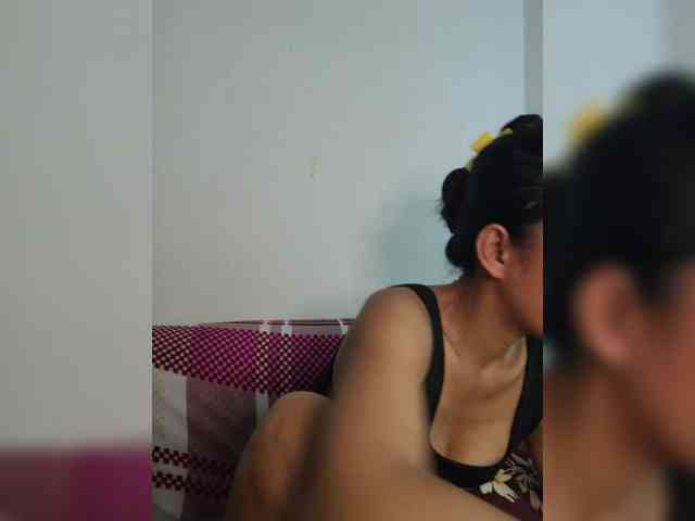 YoonaKiana webcam