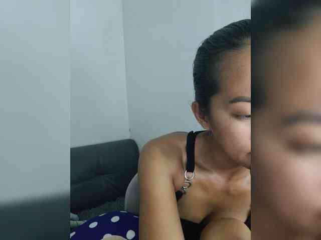 YoonaKiana webcam