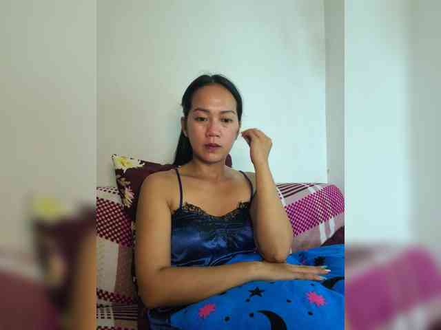 Kiana11 Live Webcam on BongaCams