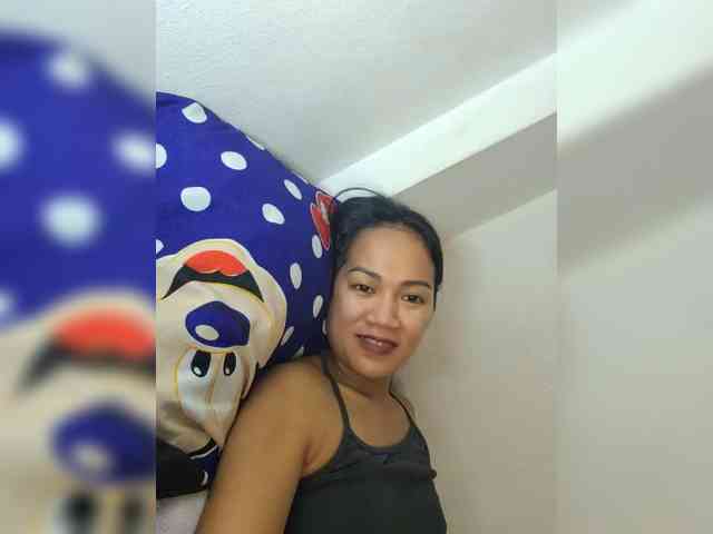 YoonaKiana webcam