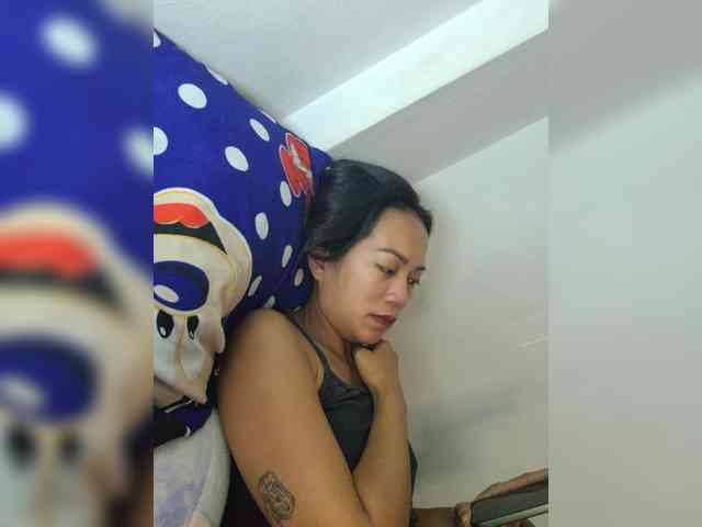 YoonaKiana webcam