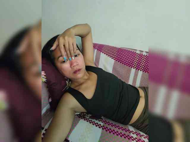 YoonaKiana webcam