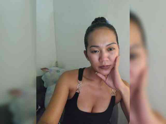 YoonaKiana webcam