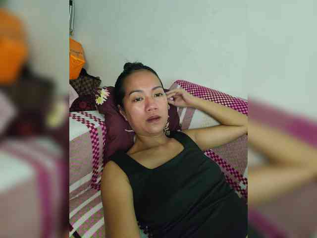 YoonaKiana webcam