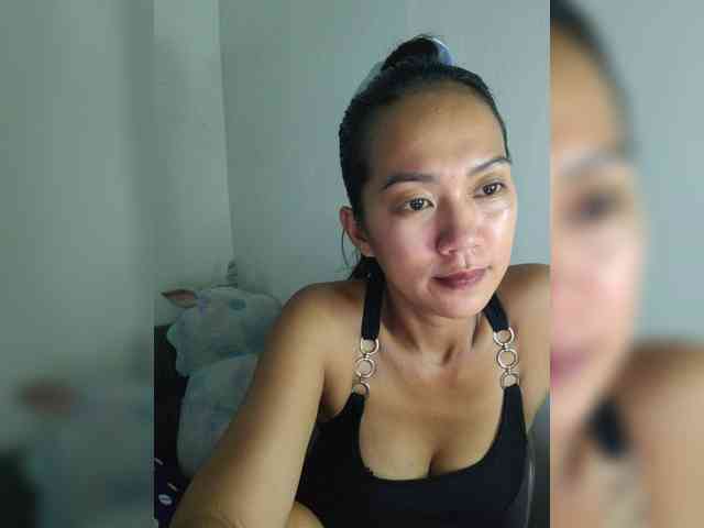 YoonaKiana webcam