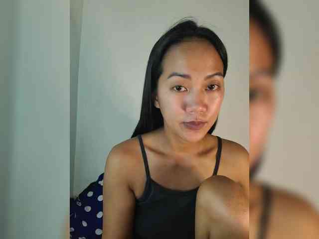 YoonaKiana webcam