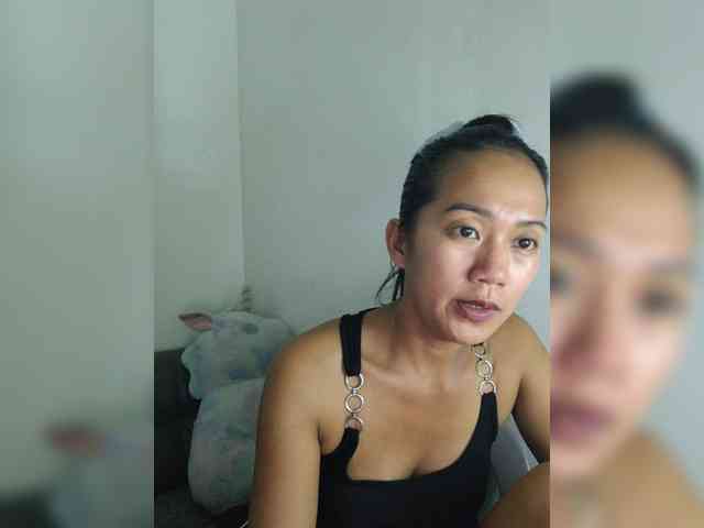 YoonaKiana webcam