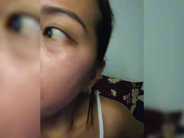 YoonaKiana webcam