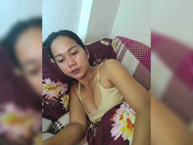 YoonaKiana webcam