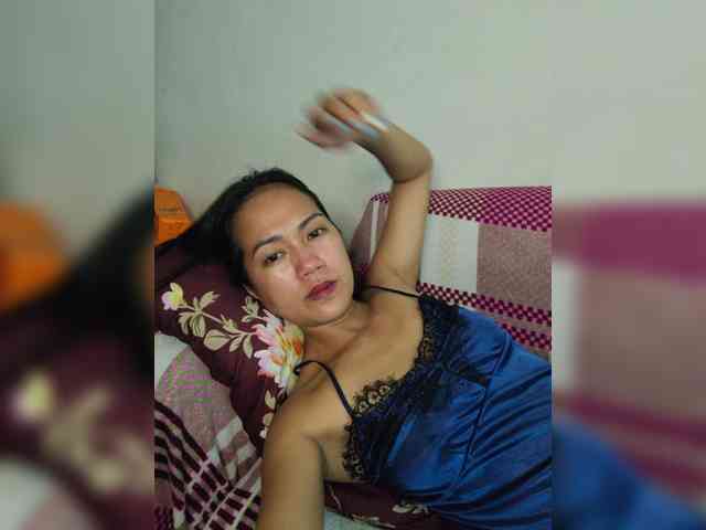 YoonaKiana webcam
