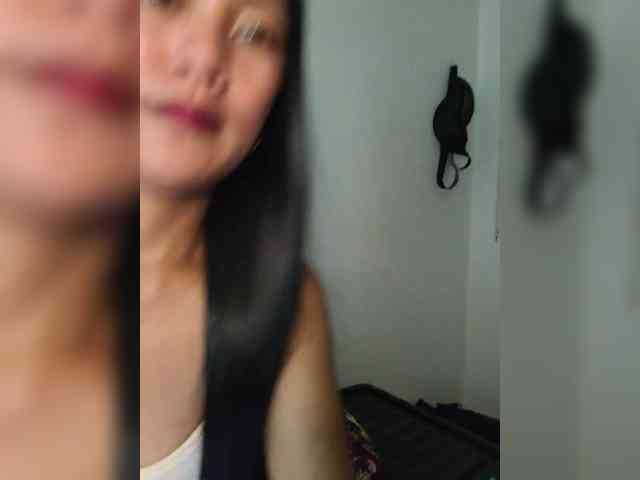 YoonaKiana webcam