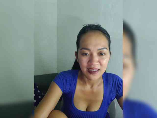 YoonaKiana webcam