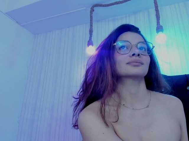 nickypop live cam