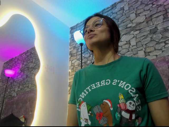 nickypop live cam preview