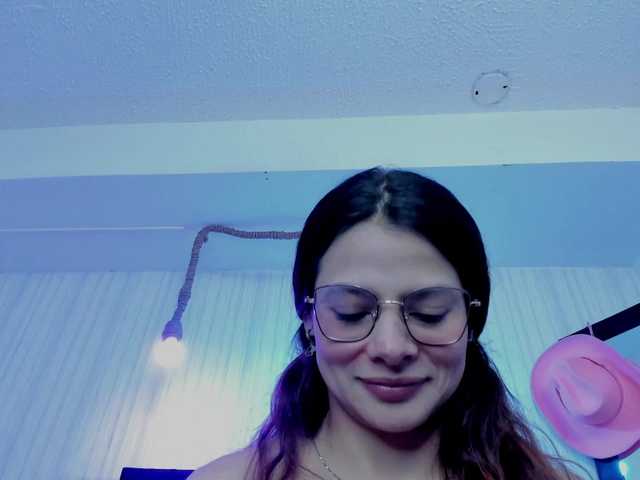 nickypop live cam on BongaCams