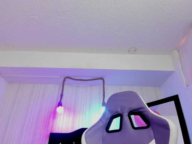 nickypop live webcam show