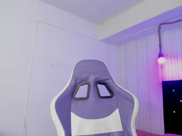 nickypop live cam on BongaCams