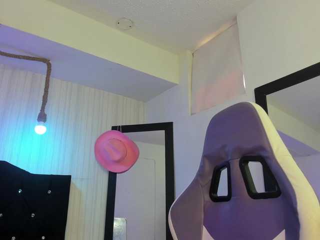 nickypop live webcam show