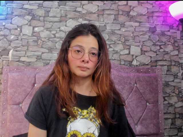 nickypop live cam on BongaCams