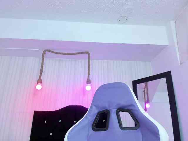 nickypop webcam