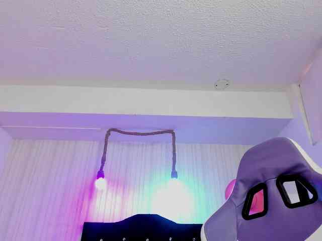 nickypop webcam
