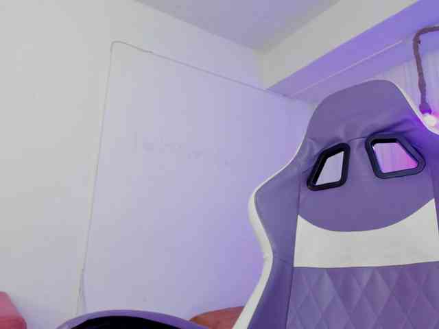 nickypop webcam