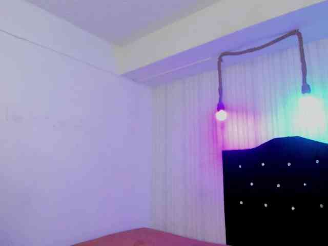 nickypop webcam