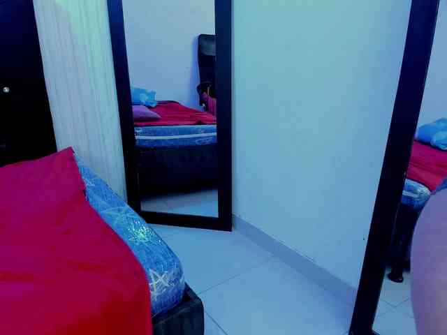 nickypop webcam
