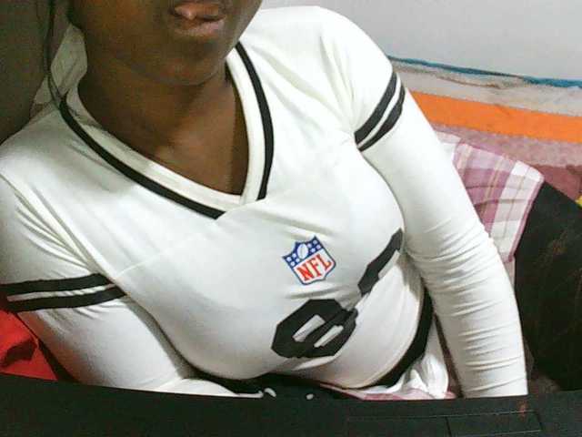 Angel77a live cam on BongaCams