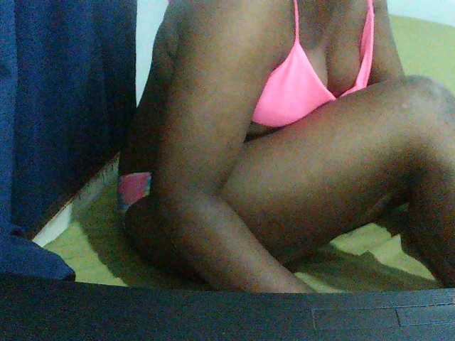 Angel77a, live now on BongaCams