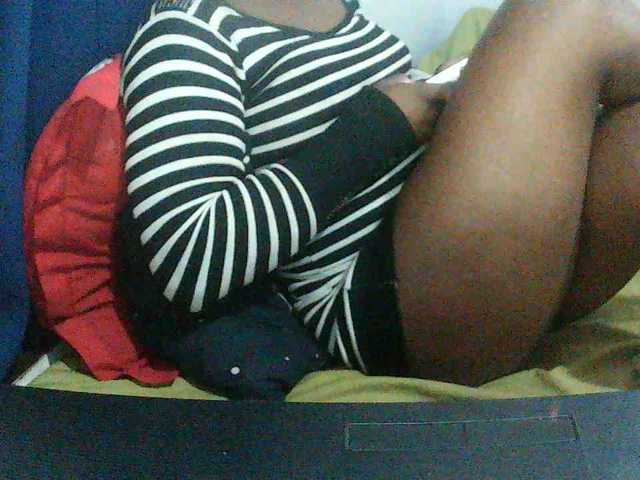 Angel77a live cam preview