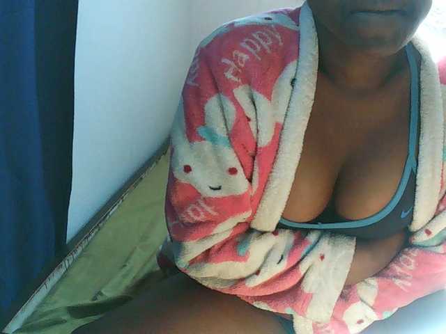 Angel77a live cam on BongaCams