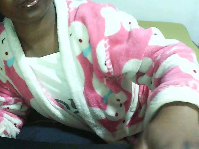 Angel77a live cam on BongaCams