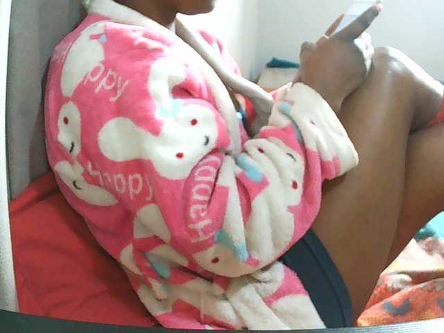 Angel77a live cam on BongaCams