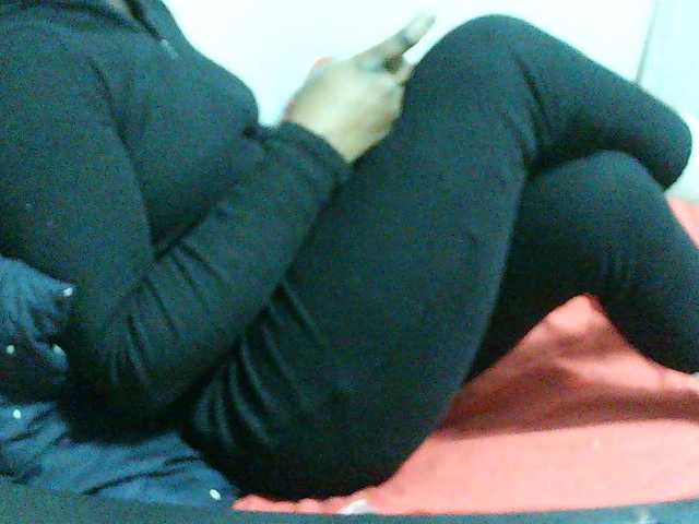 Angel77a live webcam show