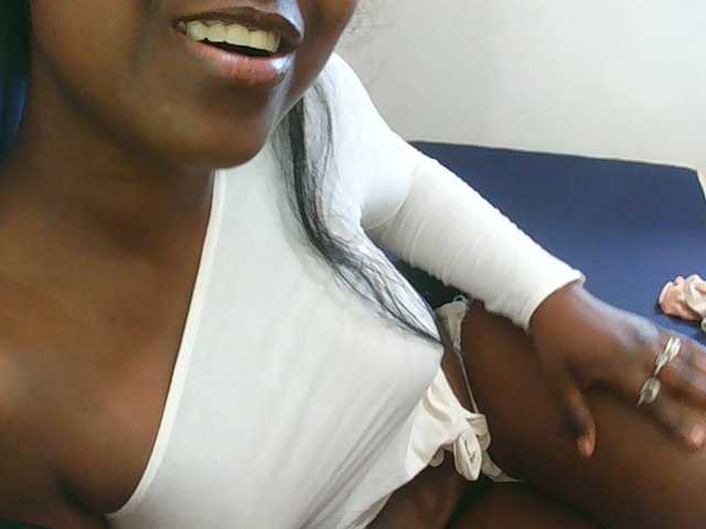 Angel77a live cam on BongaCams