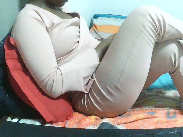 Angel77a live cam on BongaCams