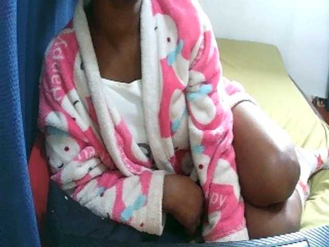 Angel77a live cam on BongaCams