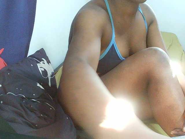 Angel77a live cam preview