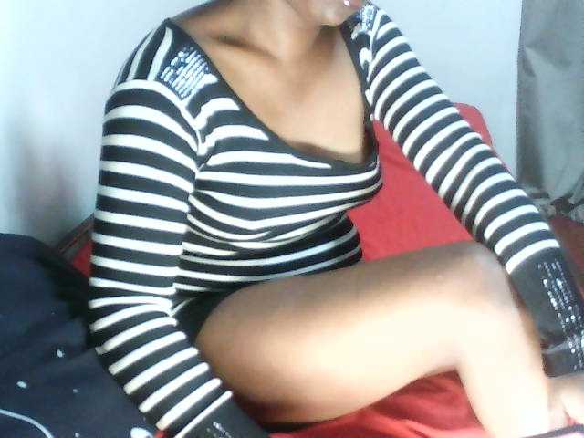 angel77a cam belle