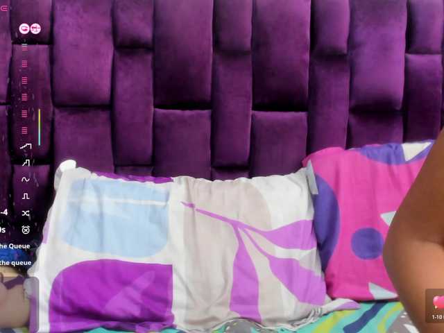 CharlottandVanessa live cam on BongaCams
