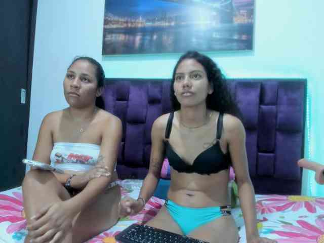 CharlottandVanessa webcam
