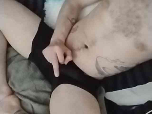 elongo006 Live Webcam on BongaCams
