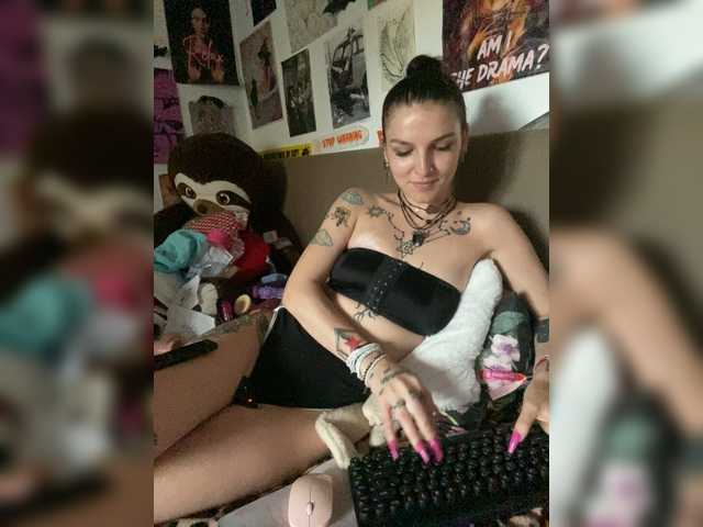 AgnesMoon1