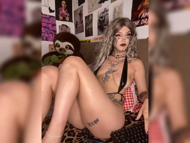 AgnesMoon1 live cam on BongaCams